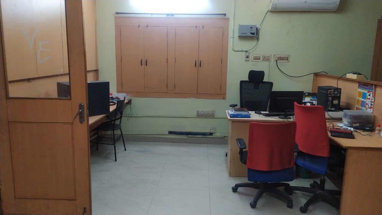 PH-2697983-0c7d4e08-b686-4b75-ad46-6c21c471f872.jpg